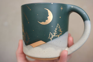 Peacock 18 oz Classic Mug 312 Cozy Cabin