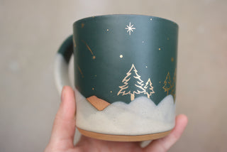 Peacock 18 oz Classic Mug 312 Cozy Cabin