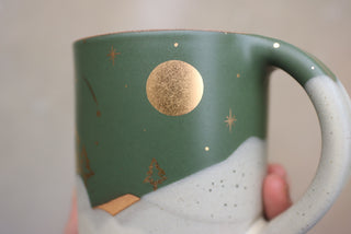 Cedar 18 oz Classic Mug 108 Cozy Cabin