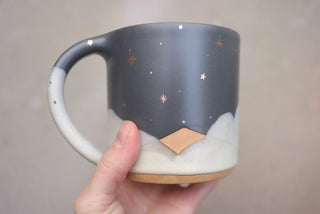 Midnight 18 oz Mug 215