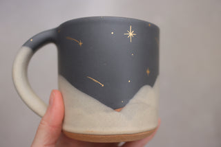 Midnight 18 oz Mug 140