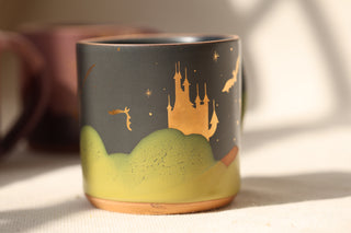 Witches Brew 18 oz Mug 1000 'Haunted Castle'