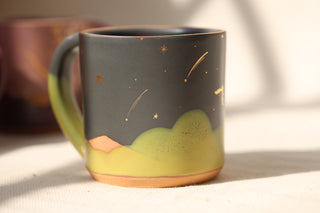 Witches Brew 18 oz Mug 1000 'Haunted Castle'
