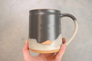 20 oz Wheel Thrown Presidio Mug