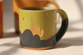 Ghoul Mist 12 oz Mug 9006 'Haunted Castle'