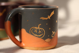 Halloween 18 oz Mug 001 'The Halloween Mug'