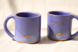 12 oz Classic 'Queen' Mugs